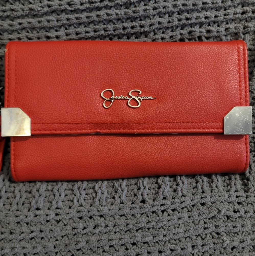 Red Jessica Simpson wallet - Picture 2 of 7